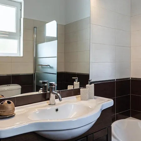 Mamma Mia Vila Gennadi